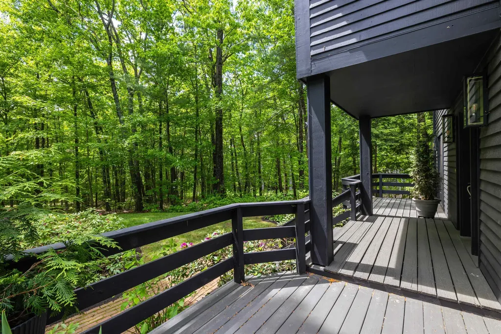 13 Pond Place Lane Concord NH 03301