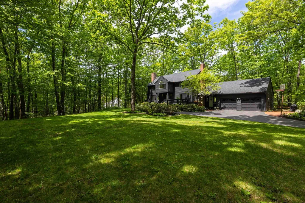 13 Pond Place Lane Concord NH 03301
