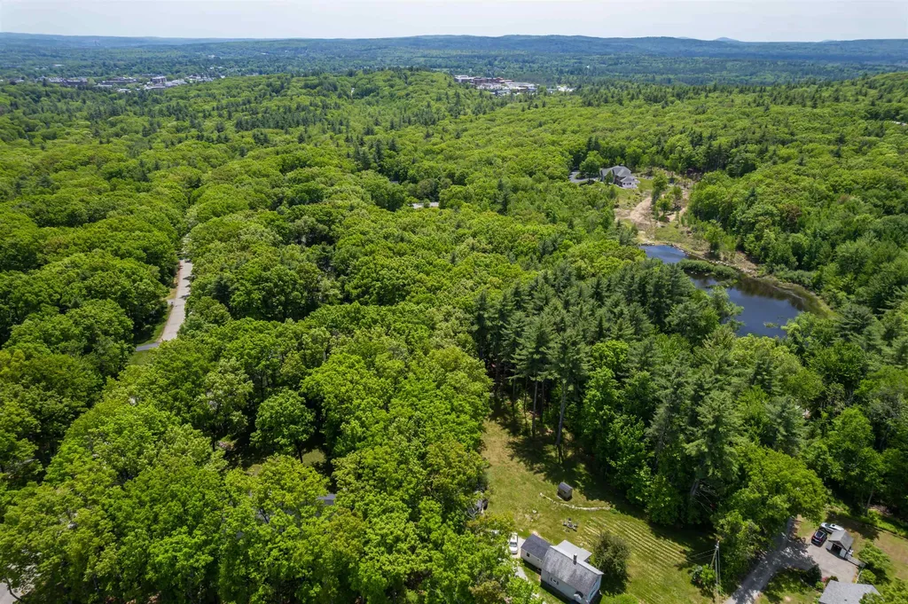13 Pond Place Lane Concord NH 03301