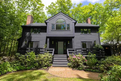 13 Pond Place Lane Concord NH 03301