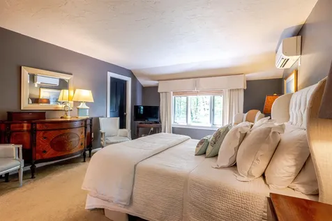 13 Pond Place Lane Concord NH 03301