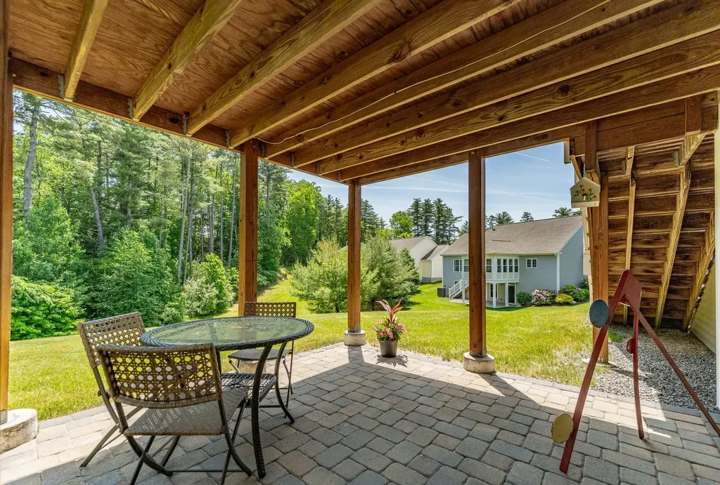 10 Furnival Road Nashua NH 03064