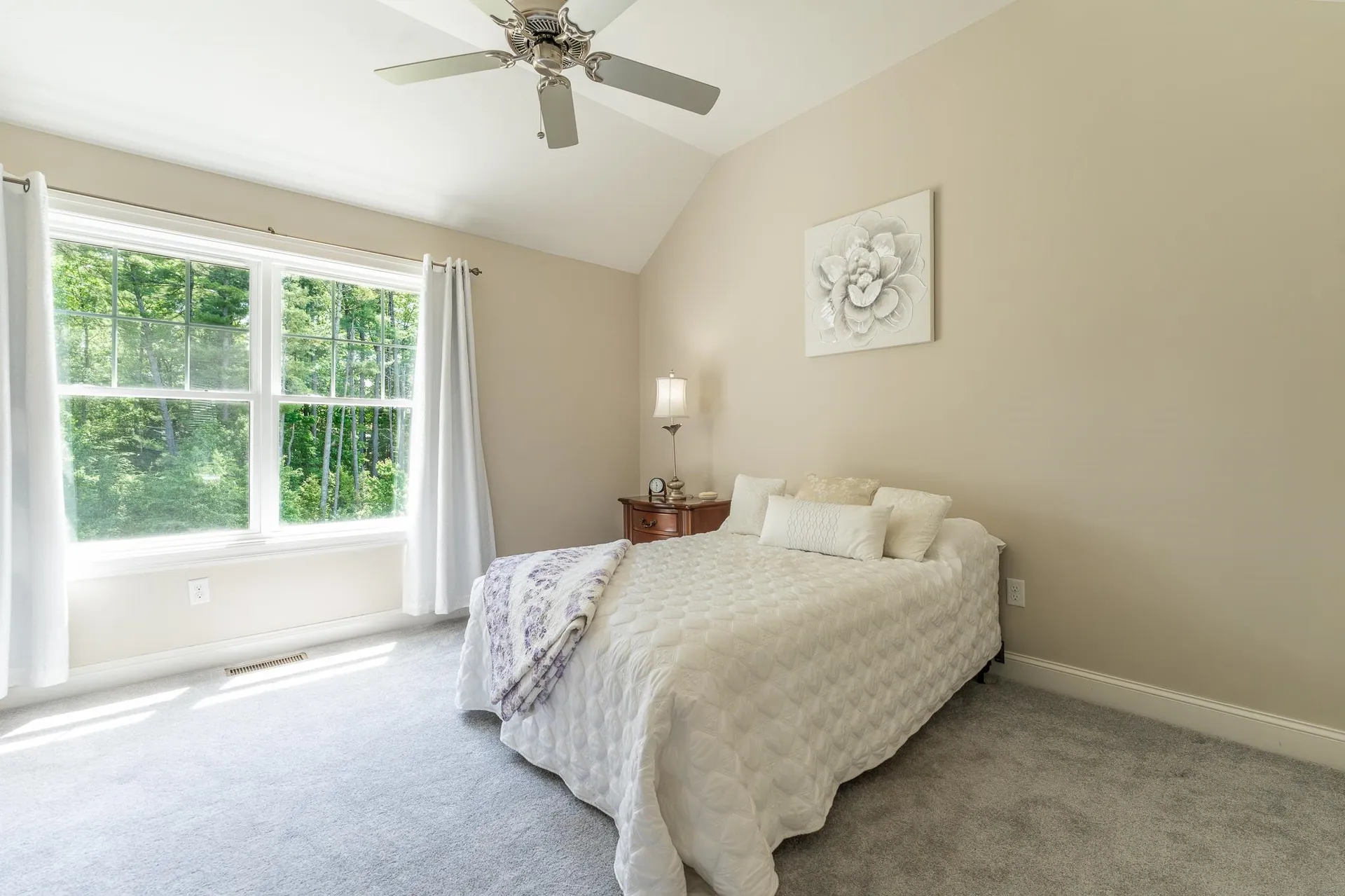 10 Furnival Road Nashua NH 03064