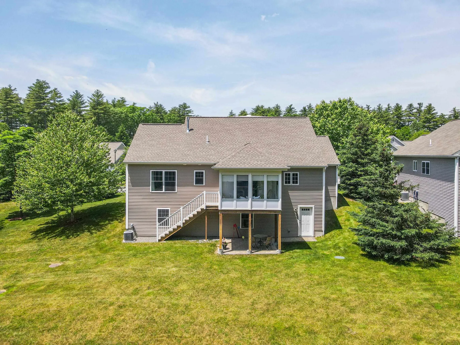 10 Furnival Road Nashua NH 03064