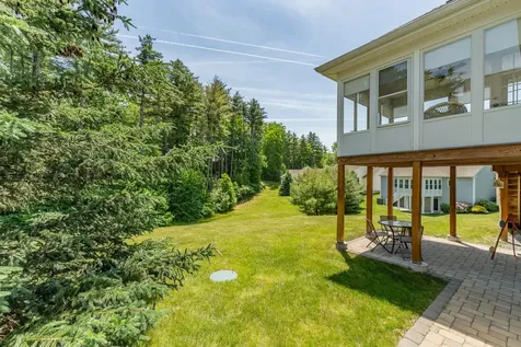 10 Furnival Road Nashua NH 03064