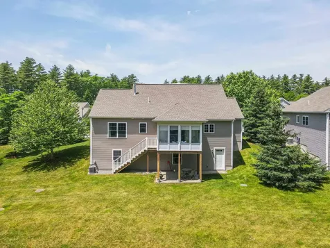 10 Furnival Road Nashua NH 03064