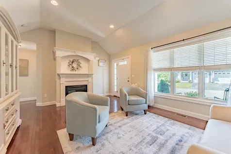 10 Furnival Road Nashua NH 03064