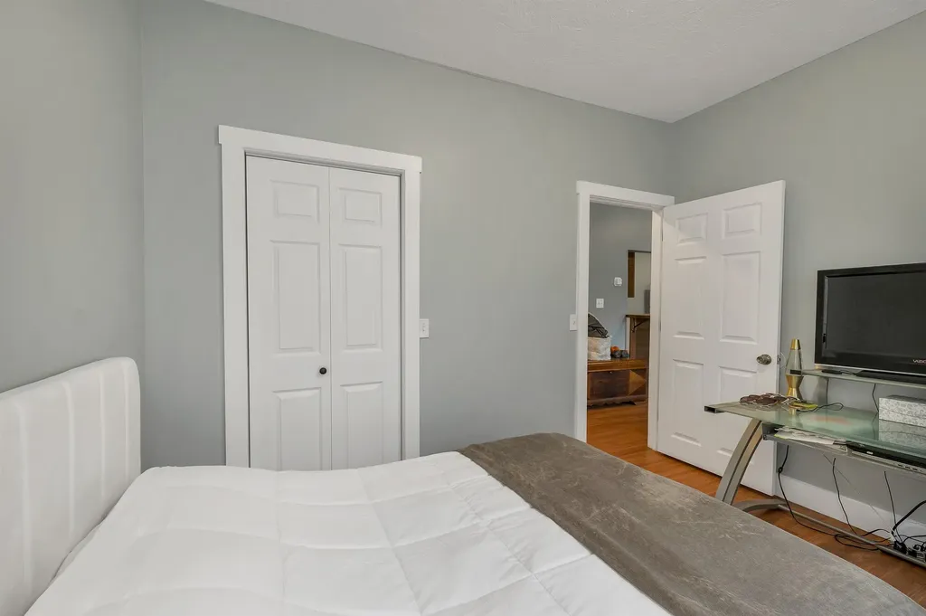 132 Maple Avenue Claremont NH 03473