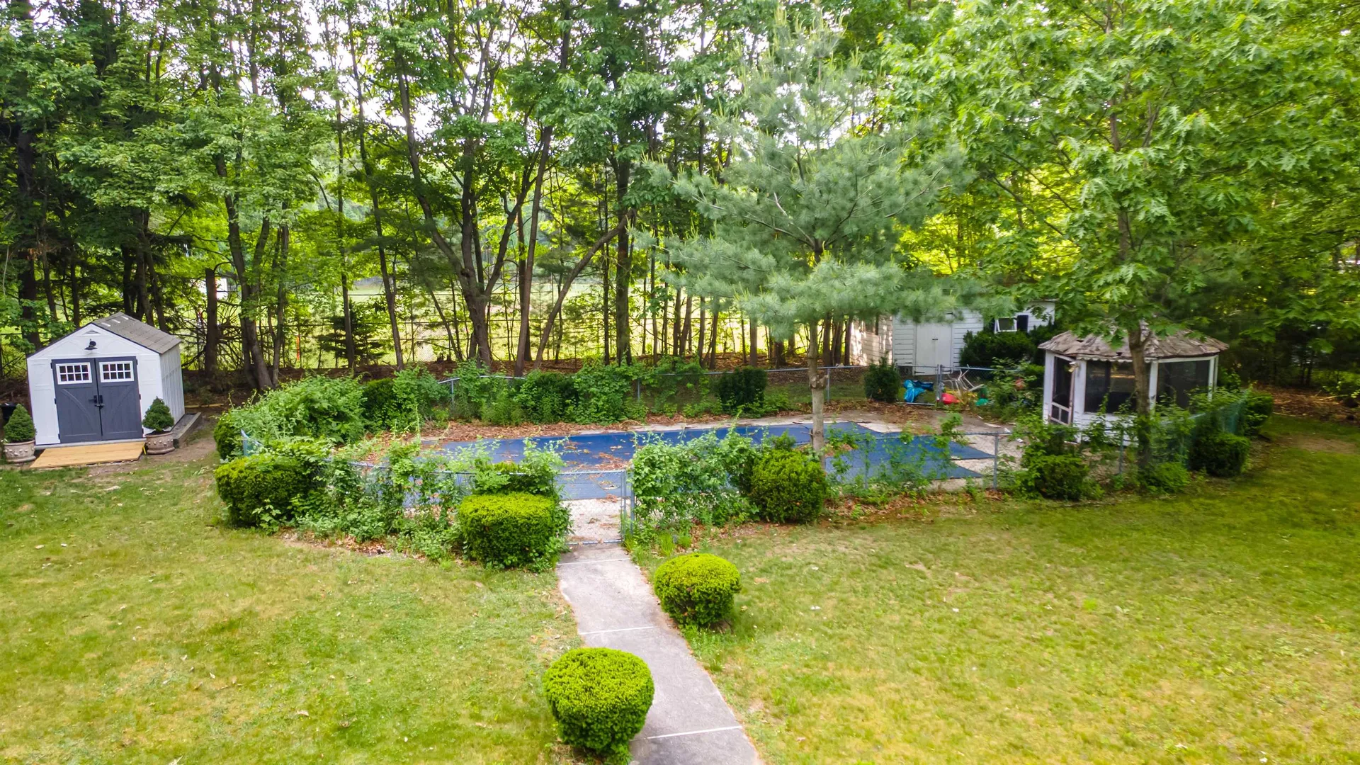 32 Alvirne Drive Hudson NH 03051