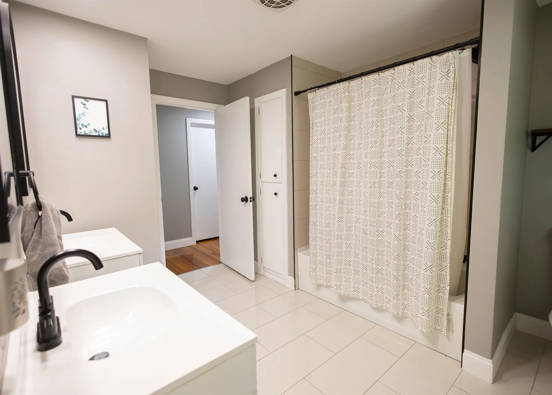 32 Alvirne Drive Hudson NH 03051