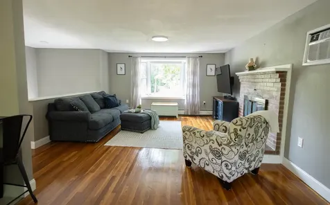 32 Alvirne Drive Hudson NH 03051