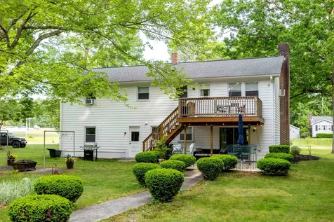 32 Alvirne Drive Hudson NH 03051