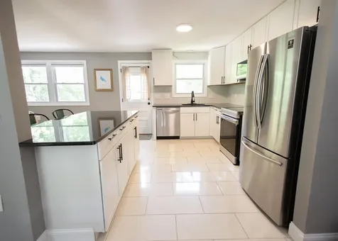 32 Alvirne Drive Hudson NH 03051