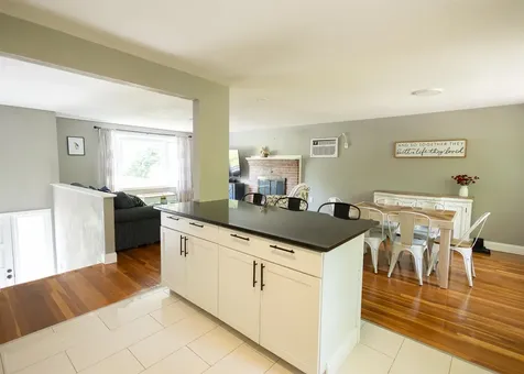 32 Alvirne Drive Hudson NH 03051