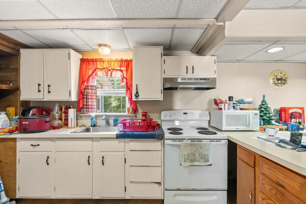 305 Richmond Road Winchester NH 03470