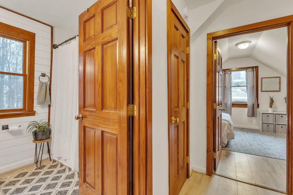 70 Shadow Lane Hinesburg VT 05461