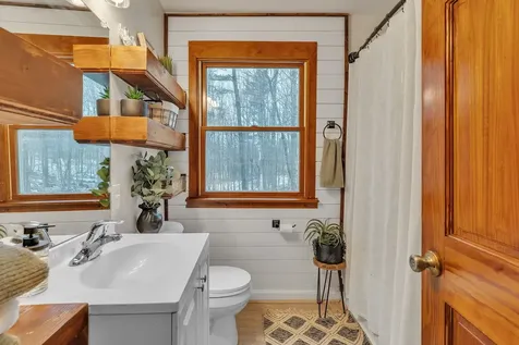 70 Shadow Lane Hinesburg VT 05461