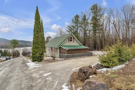 70 Shadow Lane Hinesburg VT 05461