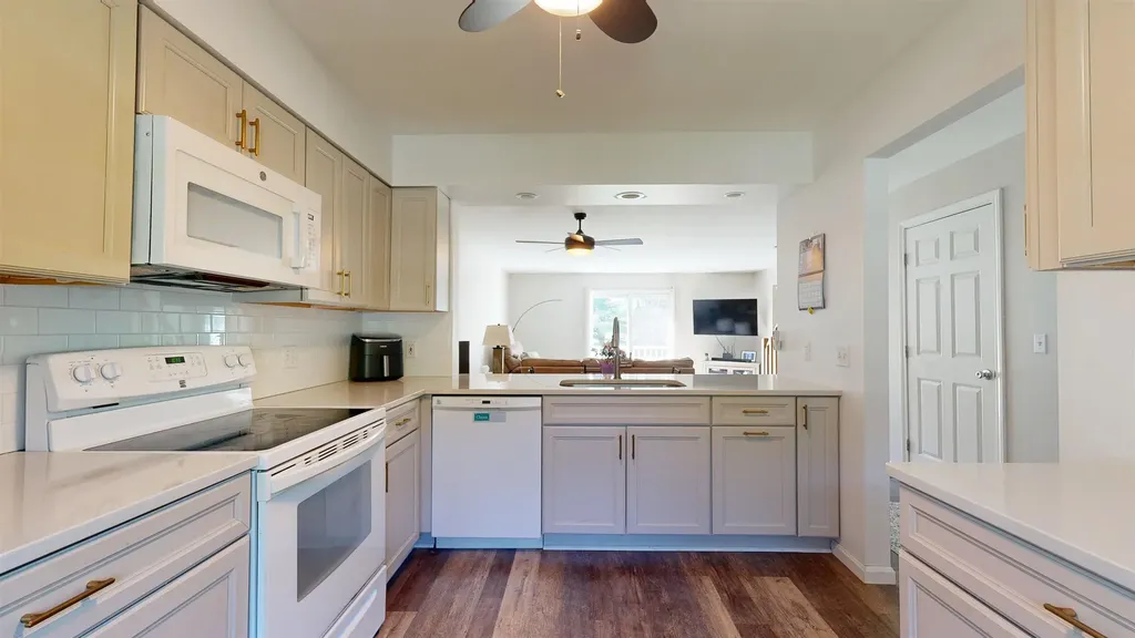 9 Pinewood Drive Essex VT 05452