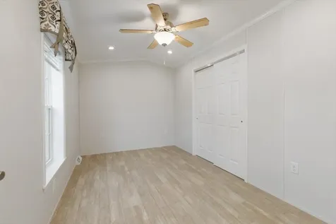 23 Brookwood Drive Salem NH 03079
