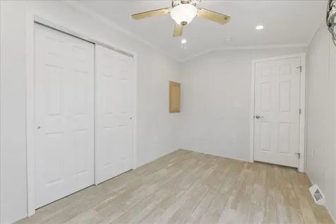 23 Brookwood Drive Salem NH 03079