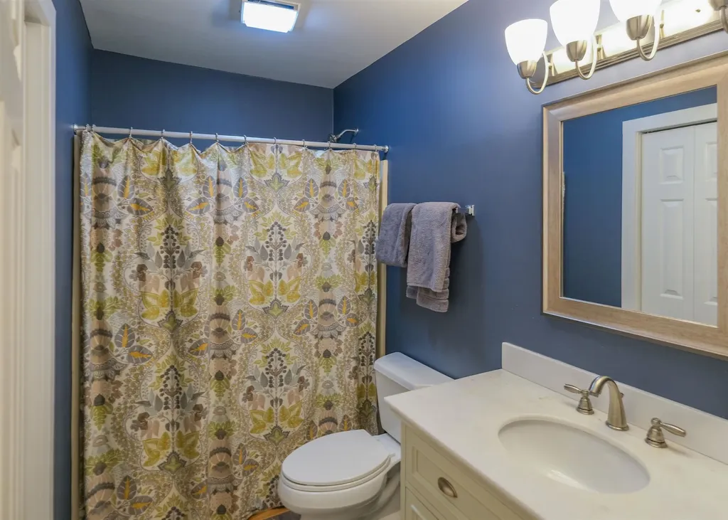 18 Pleasant Street Ludlow VT 05149