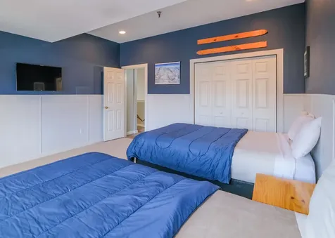 18 Pleasant Street Ludlow VT 05149