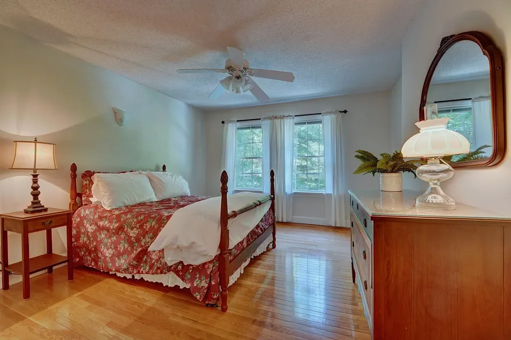 47 Greatstone Drive Merrimack NH 03054