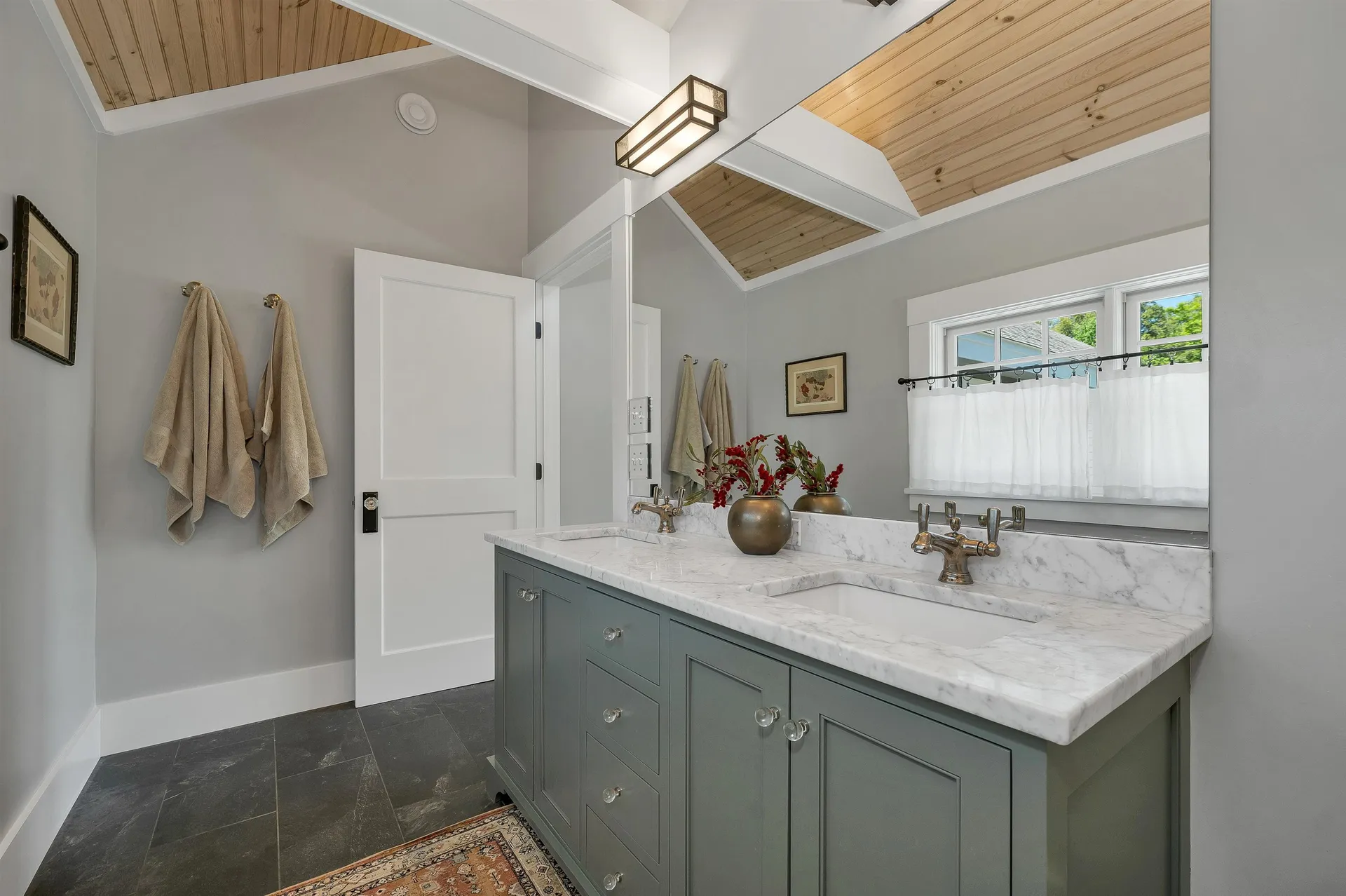 50 Ice House Road New London NH 03257