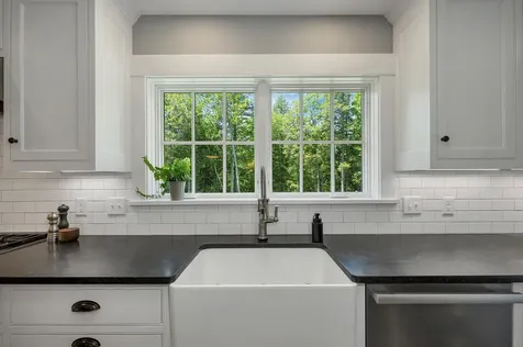 50 Ice House Road New London NH 03257