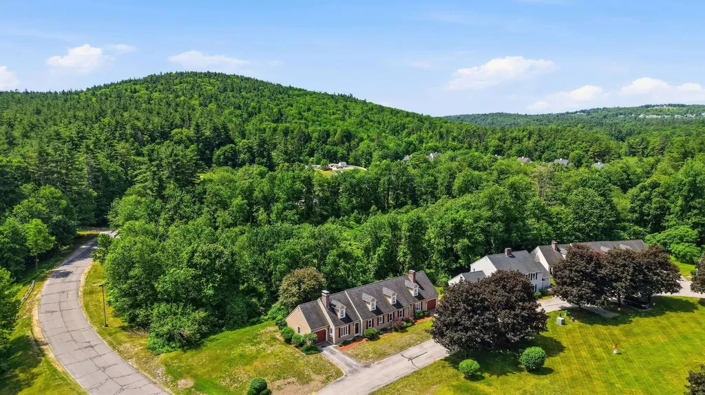 29 Great Brook Road Milford NH 03055