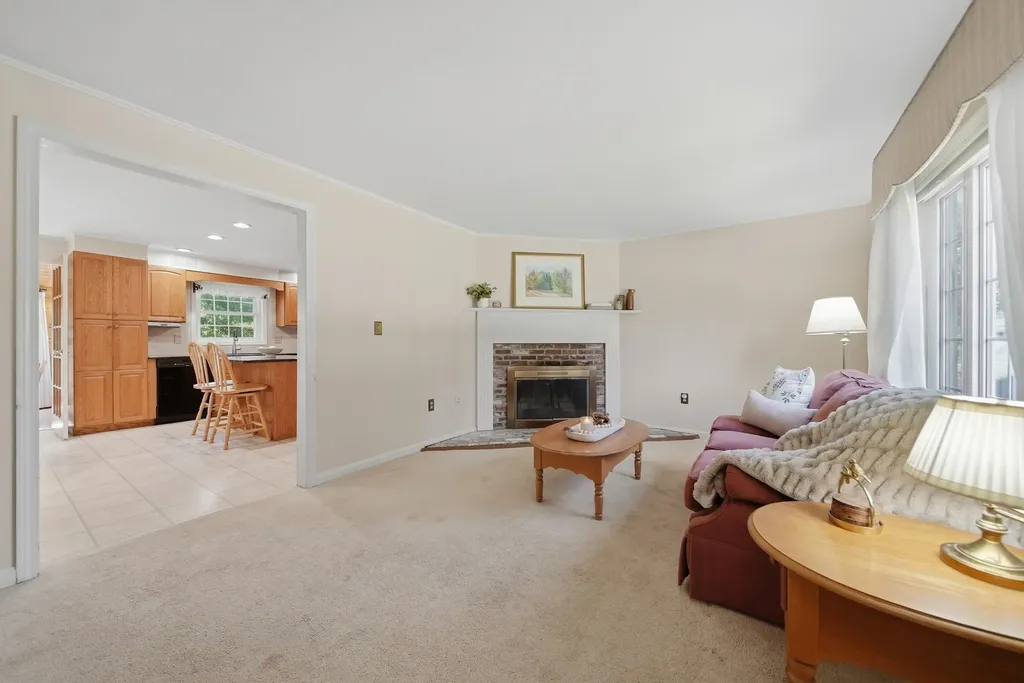 29 Great Brook Road Milford NH 03055