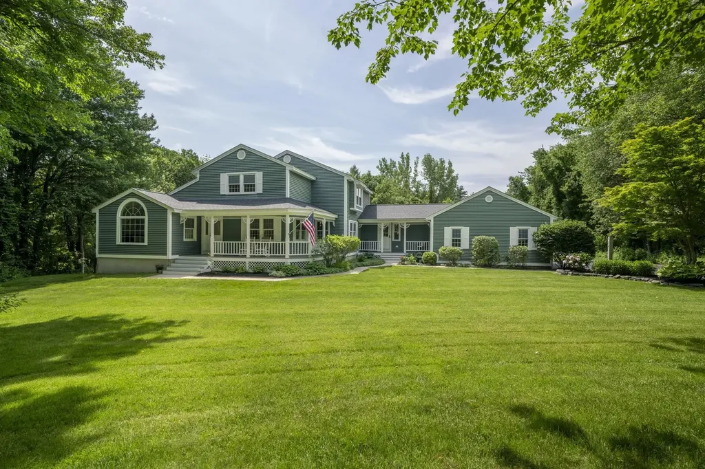 7 Wilson Road Windham NH 03087
