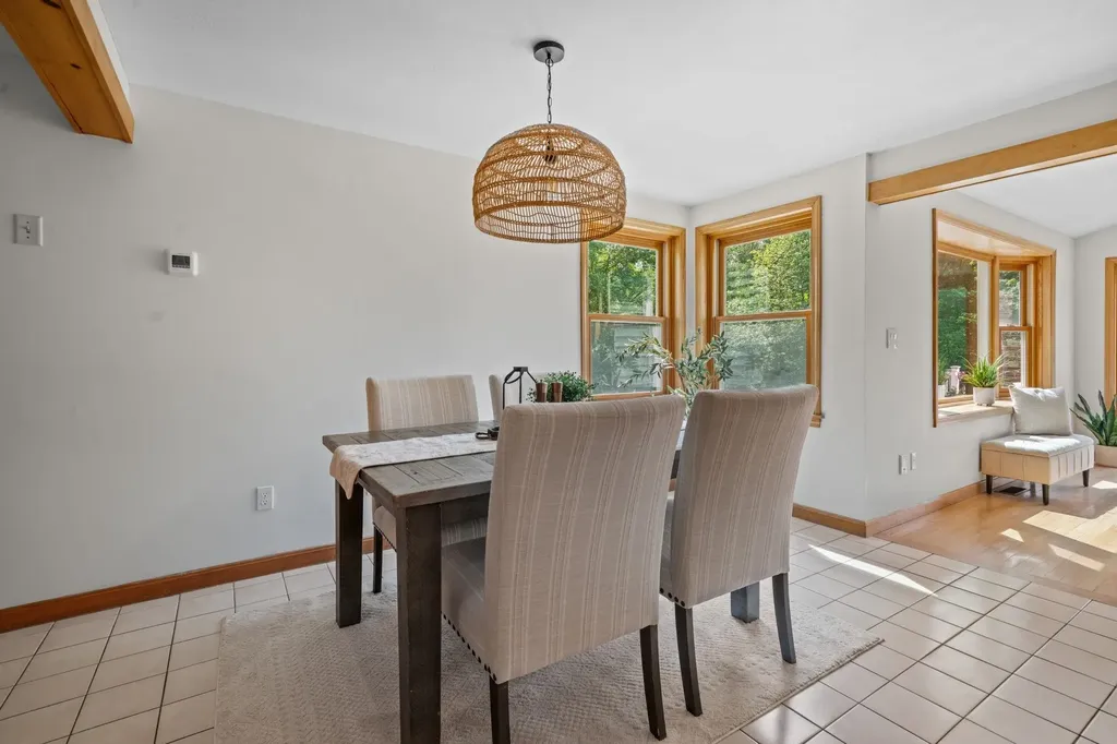 7 Wilson Road Windham NH 03087
