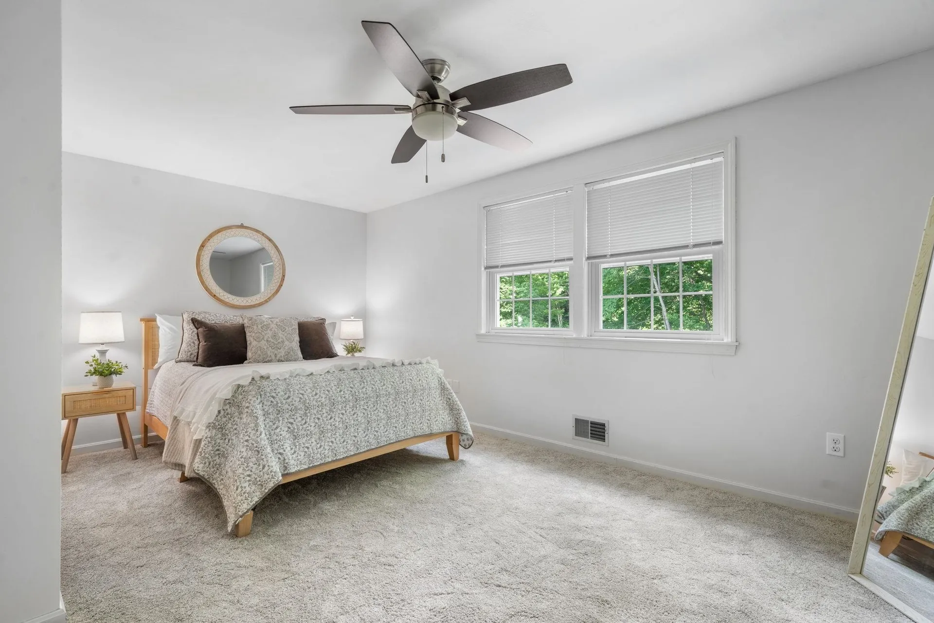 7 Wilson Road Windham NH 03087