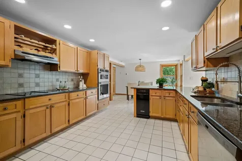 7 Wilson Road Windham NH 03087