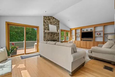 7 Wilson Road Windham NH 03087