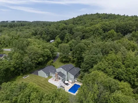7 Wilson Road Windham NH 03087