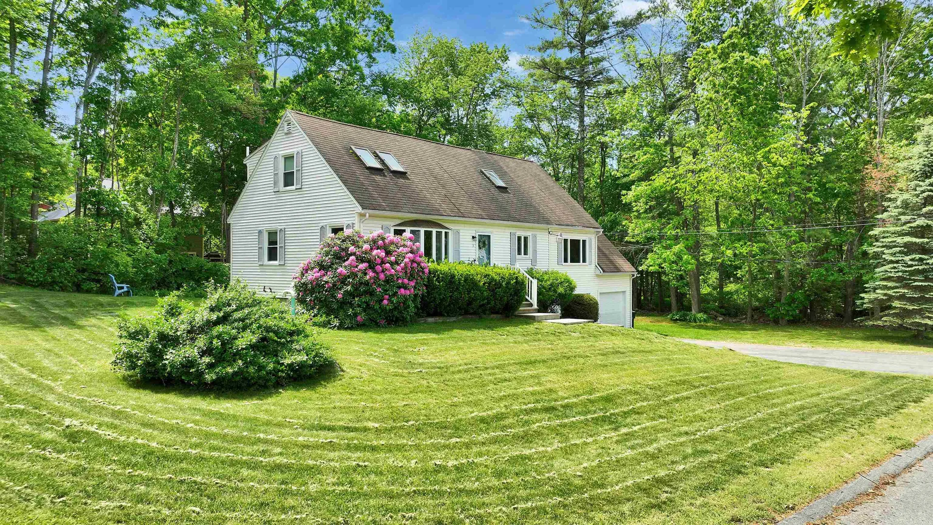 3 Paul Avenue Derry NH 03038