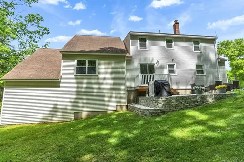 3 Paul Avenue Derry NH 03038