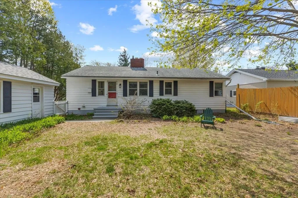 66 Cross Parkway Burlington VT 05408