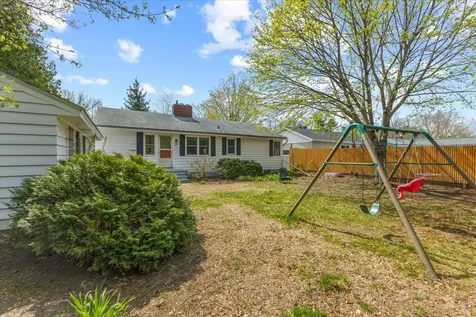 66 Cross Parkway Burlington VT 05408