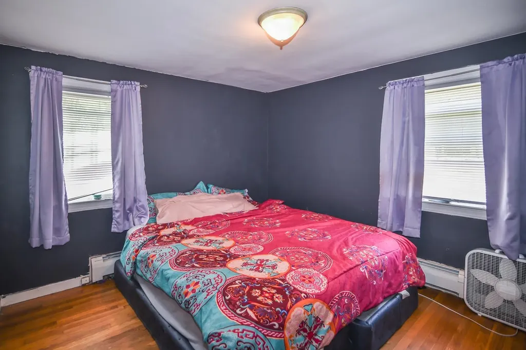 12 Henry Street Salem NH 03079