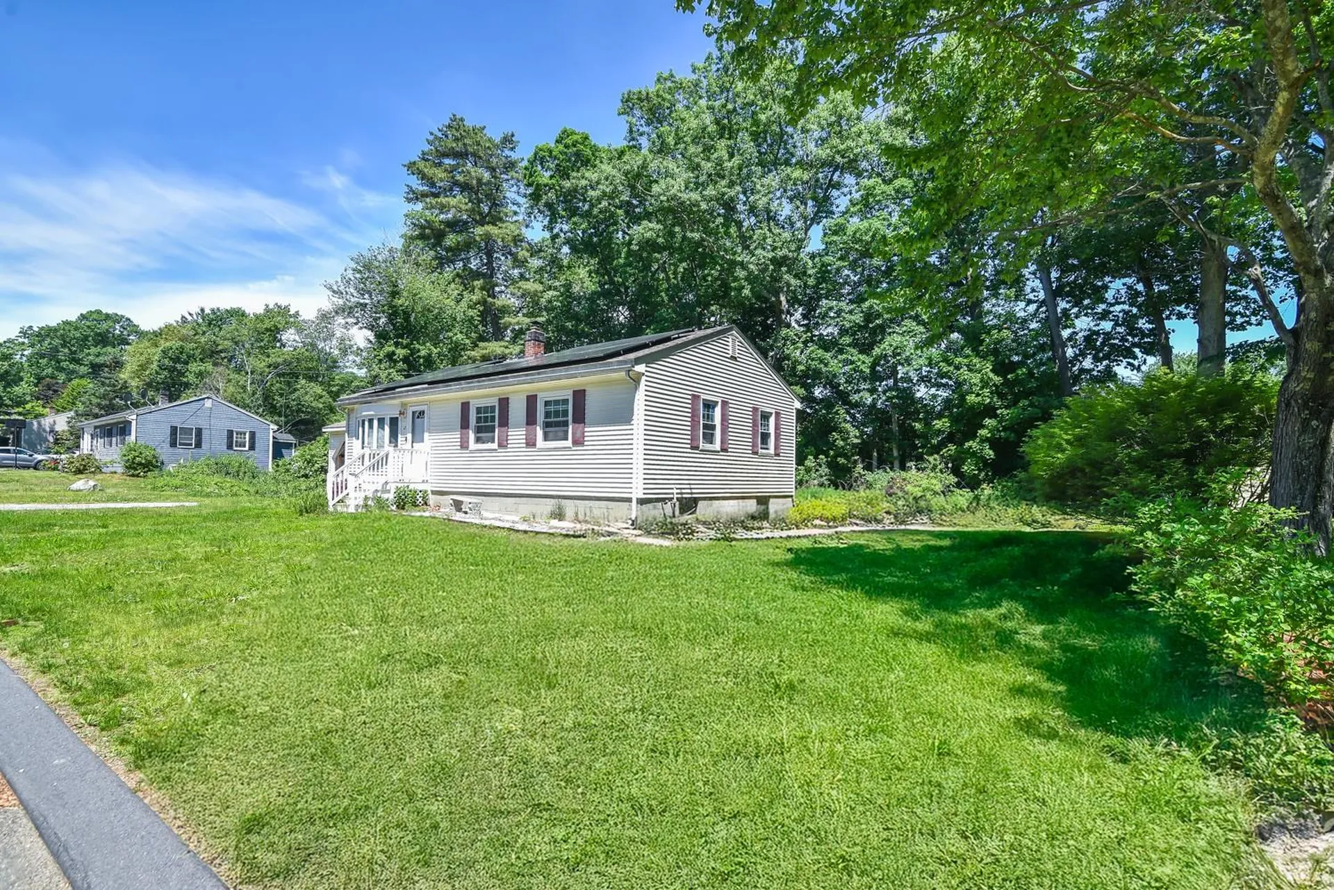 12 Henry Street Salem NH 03079