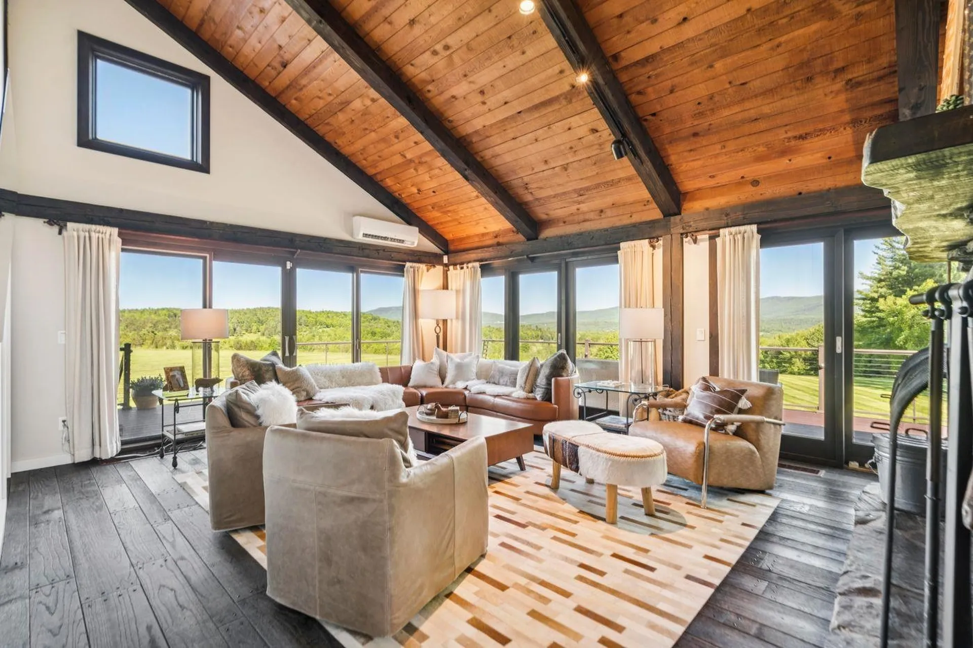 105 Lower Moulton Lane Stowe VT 05672