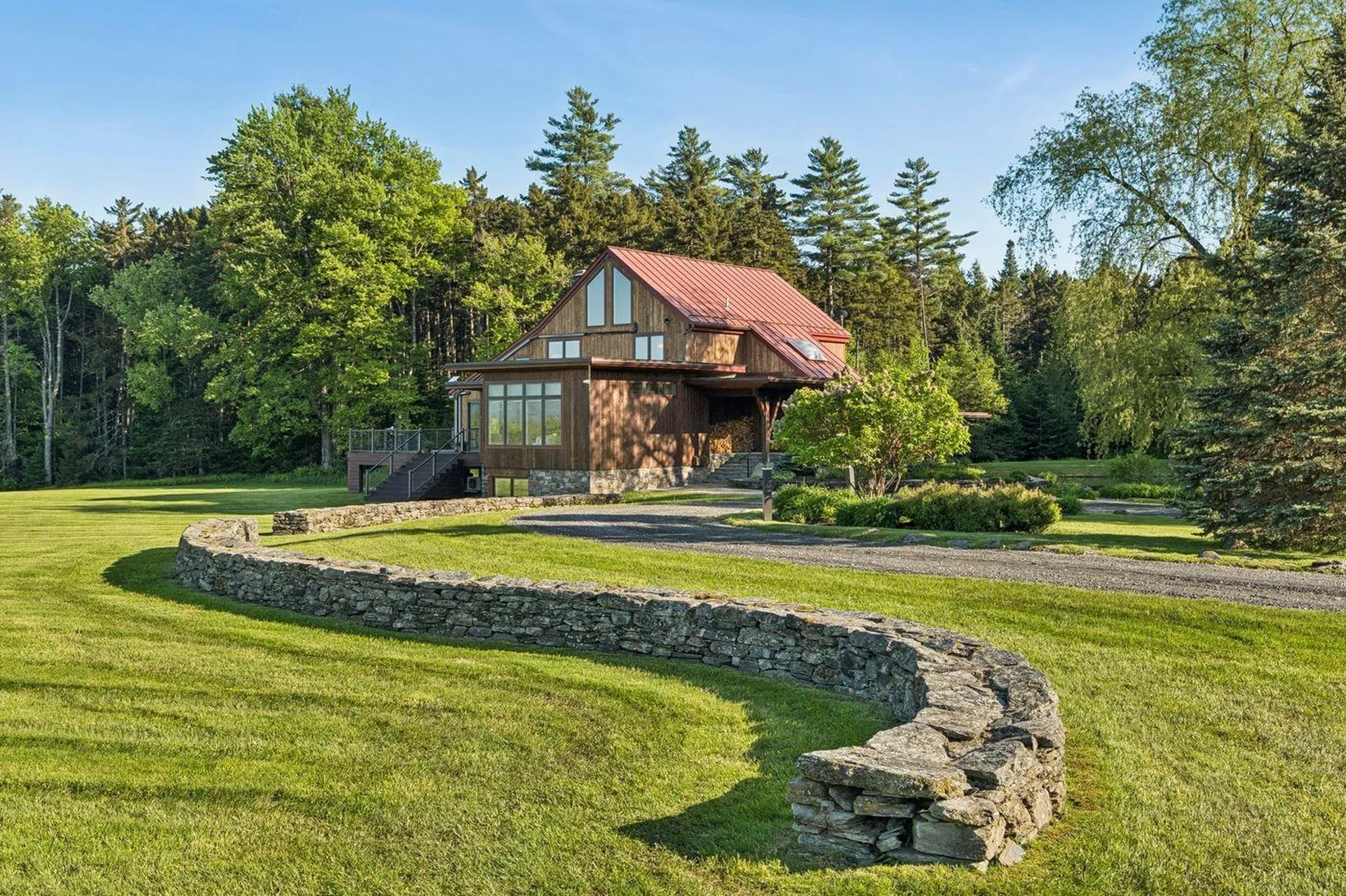 105 Lower Moulton Lane Stowe VT 05672