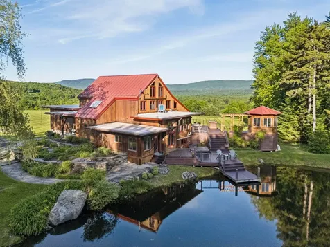 105 Lower Moulton Lane Stowe VT 05672