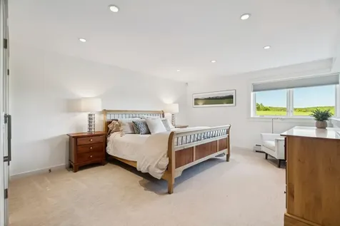105 Lower Moulton Lane Stowe VT 05672