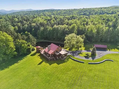 105 Lower Moulton Lane Stowe VT 05672