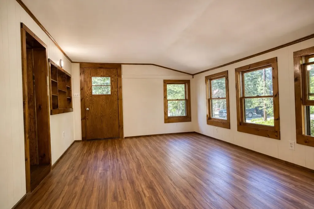 29 Milford Avenue Freedom NH 03836
